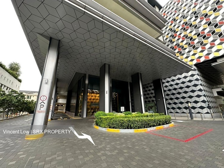 Centrium Square (D8), Office #543848891